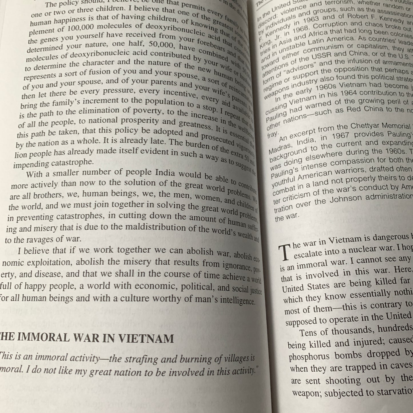 page peek Linus Pauling on Peace