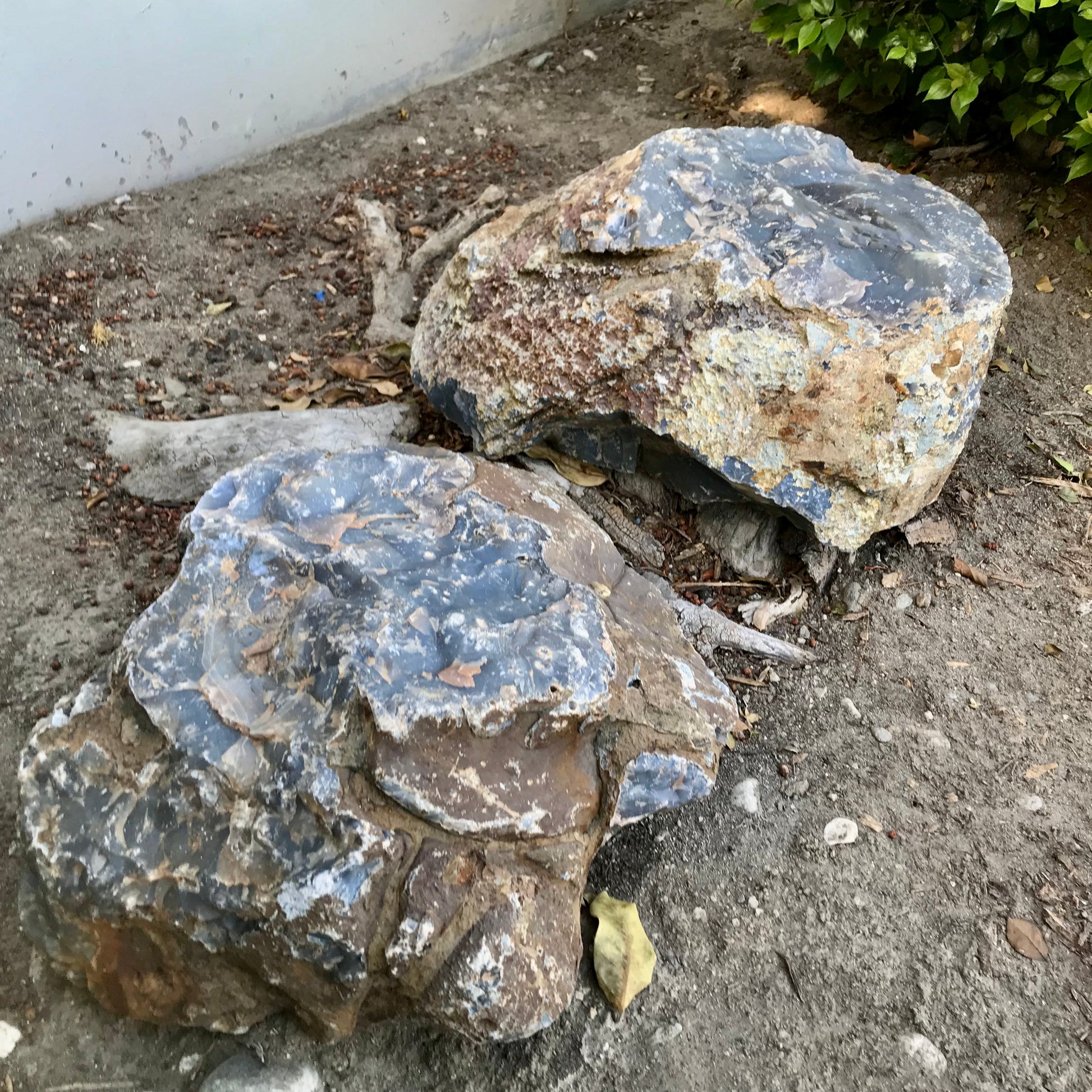lepidolite boulders
