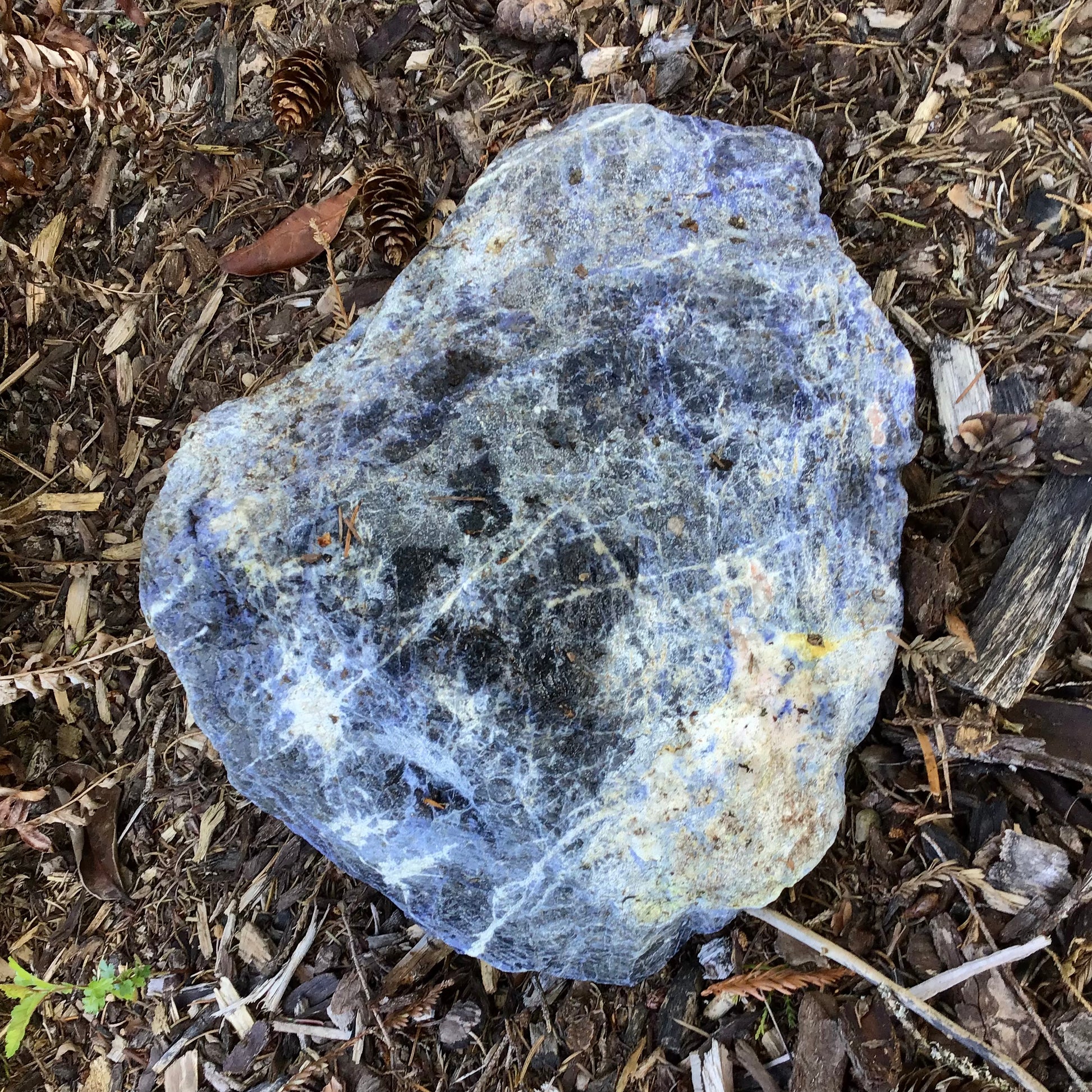 sodalite boulder specimen for landscapes
