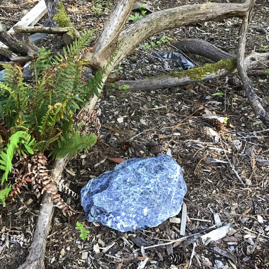 sodalite boulder true and blue