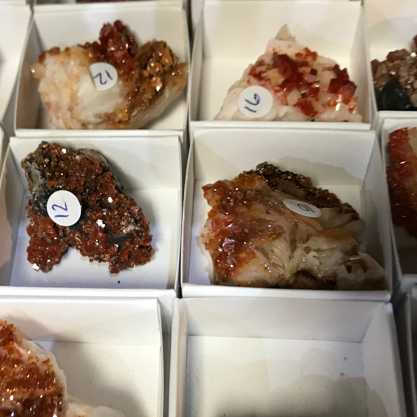 vanadinite small crystal specimens